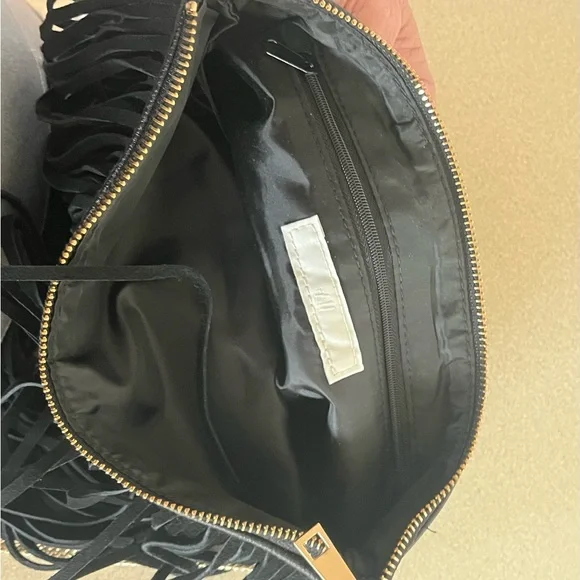 H&M Black Leather Fringe Crossbody Bag with Chain Strap Like New ! - Picture 5 of 5
